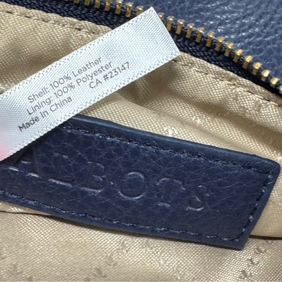 SALE NEW DOUBLE ZIP WRISTLET WALLET - Picture 10 of 10